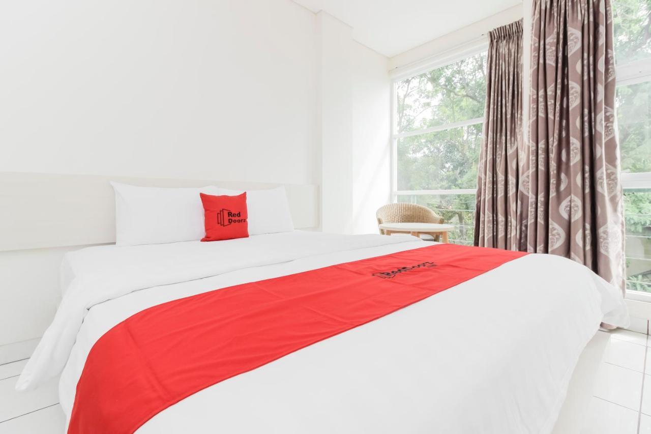 Reddoorz Near Pancoran Hotel Jakarta Exterior photo